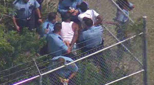 HCSO: 1 suspect dead, another wounded, 3 in custody after chase in NE ...