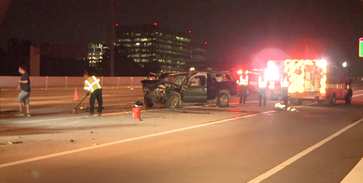 Five accidents leave North Freeway closed for hours