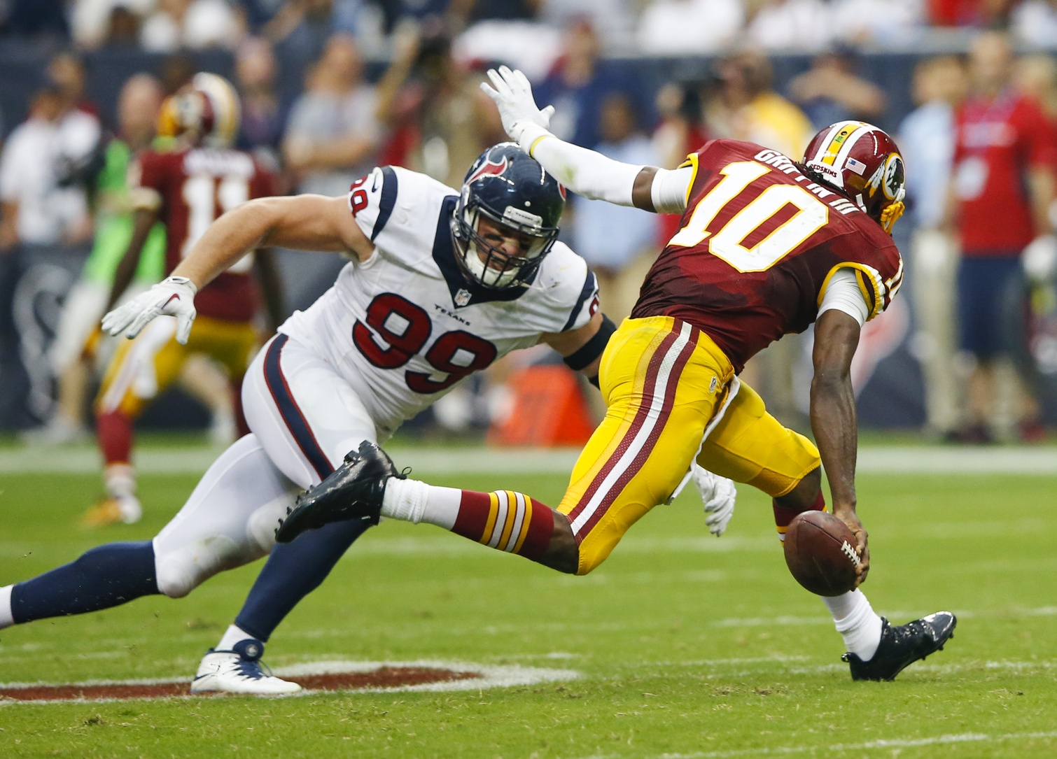 Defense helps Texans top Redskins in opener