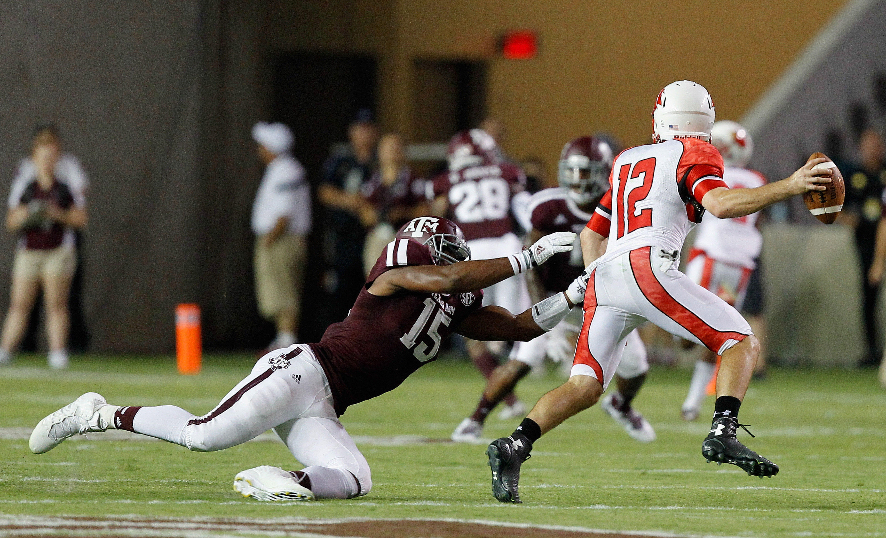 Myles Garrett puts on display at Texas A&M pro day