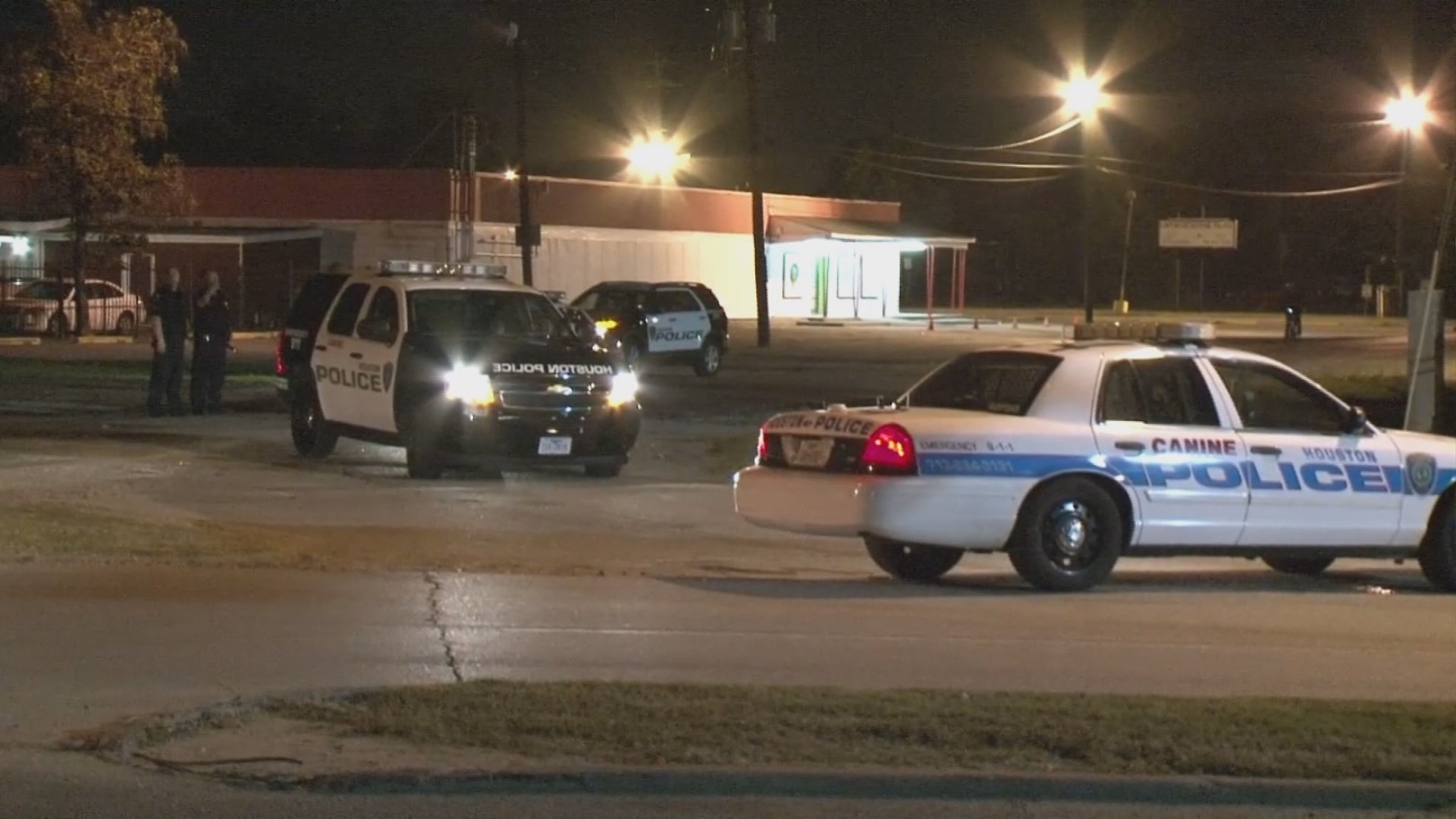 Auto theft suspect leads police on chase through east Houston | khou.com