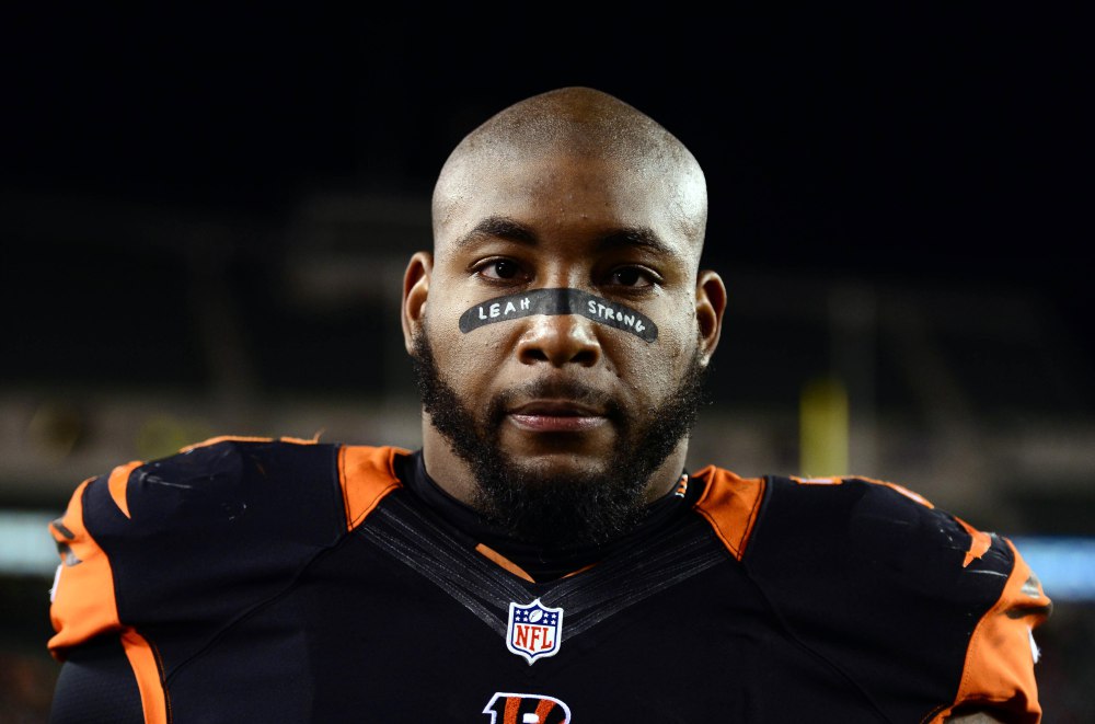 Bengals selling Devon Still jerseys for cancer research - NBC Sports