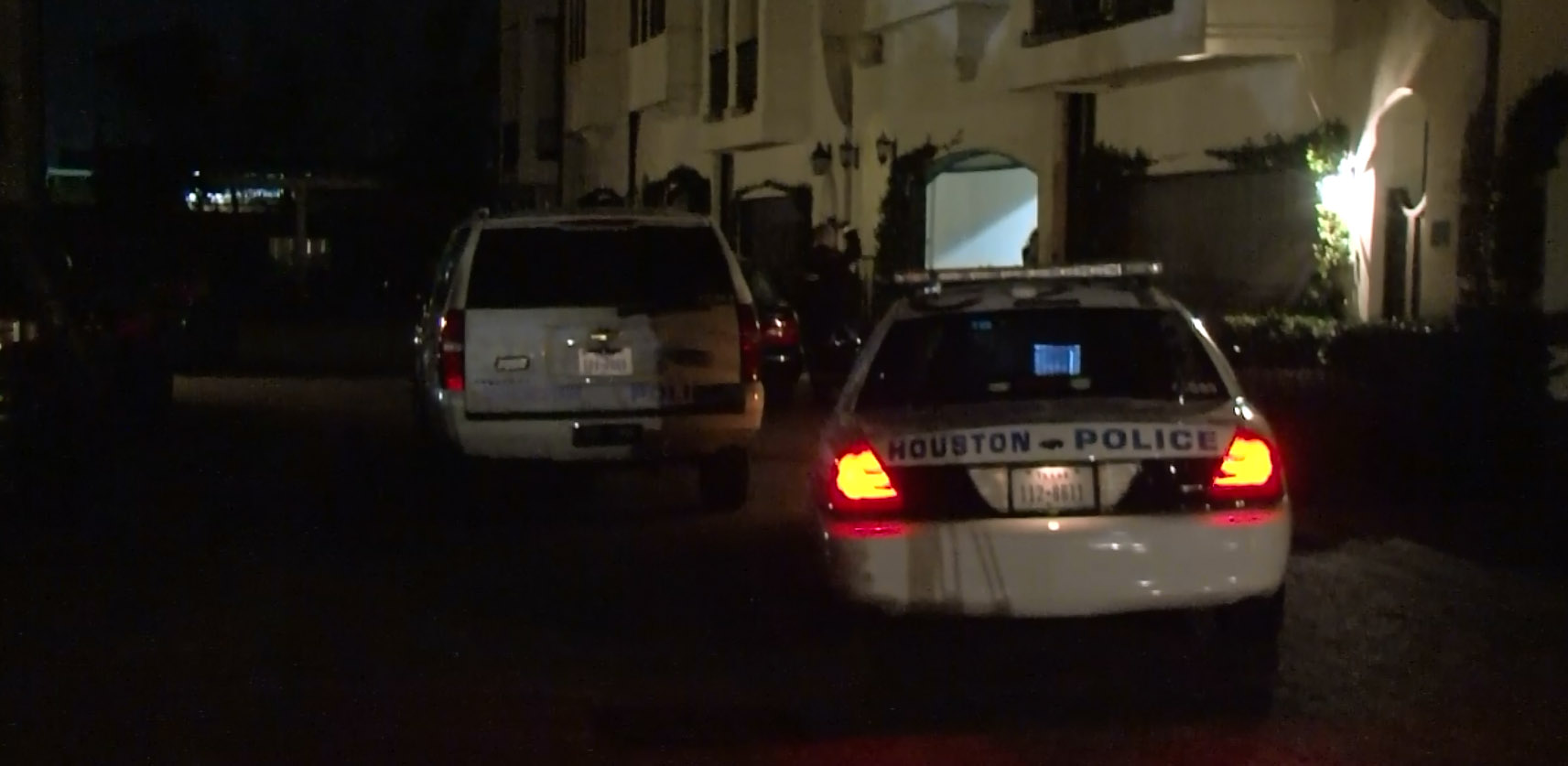 Homeowner shoots, kills suspect during home invasion in SW Houston ...