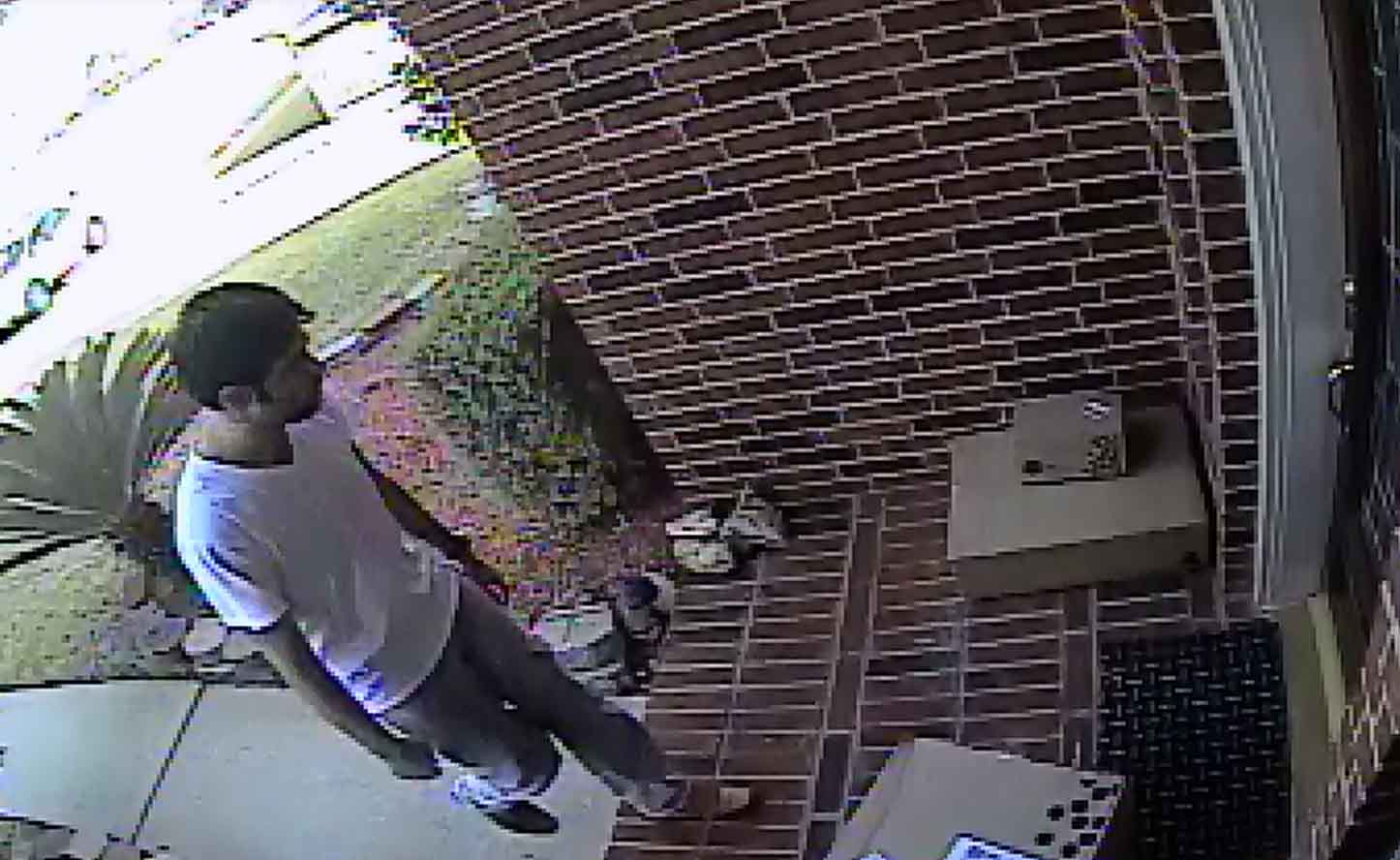Sugar Land police searching for postal thief caught on camera | khou.com