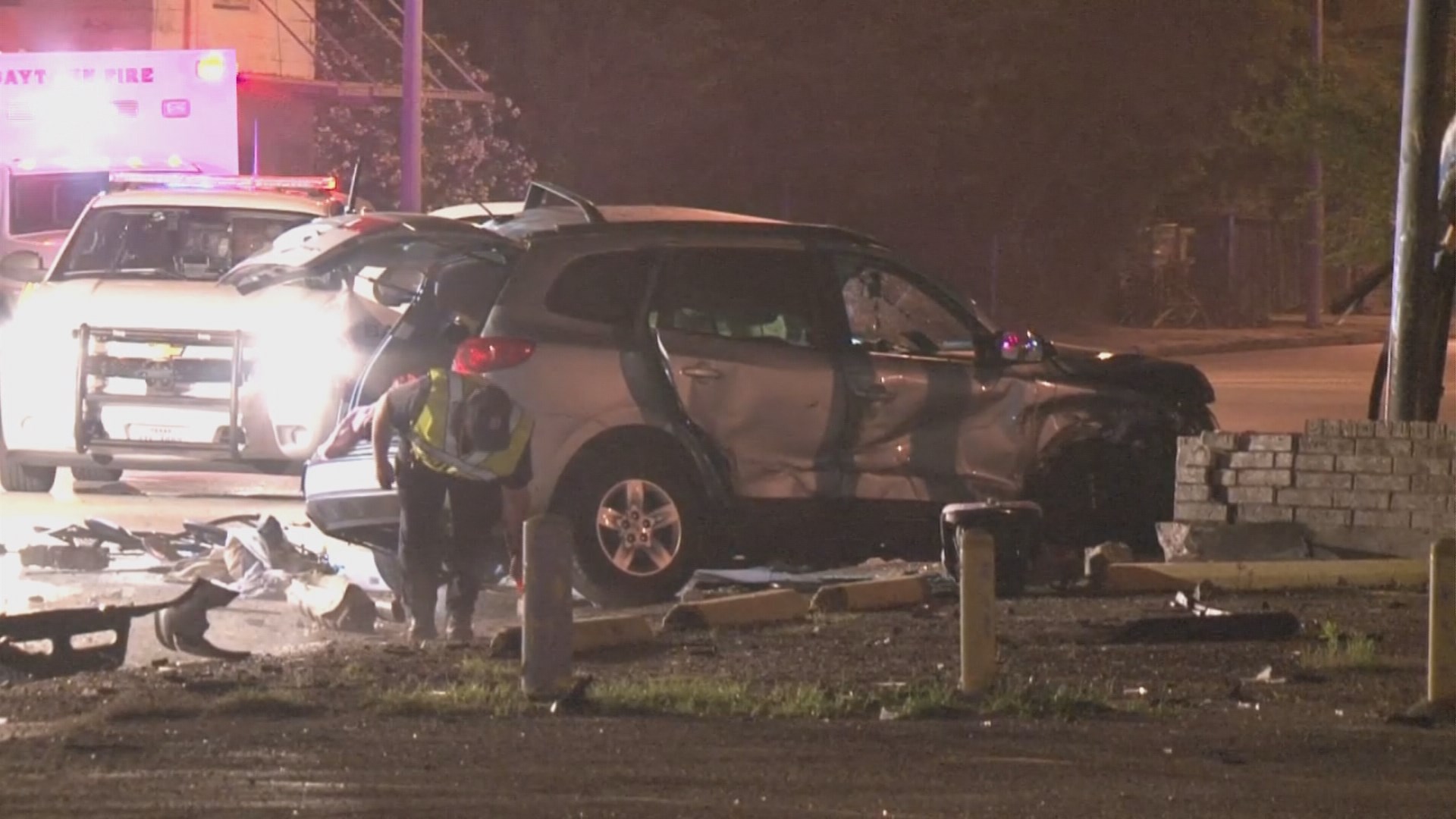 Man critically injured in Baytown crash