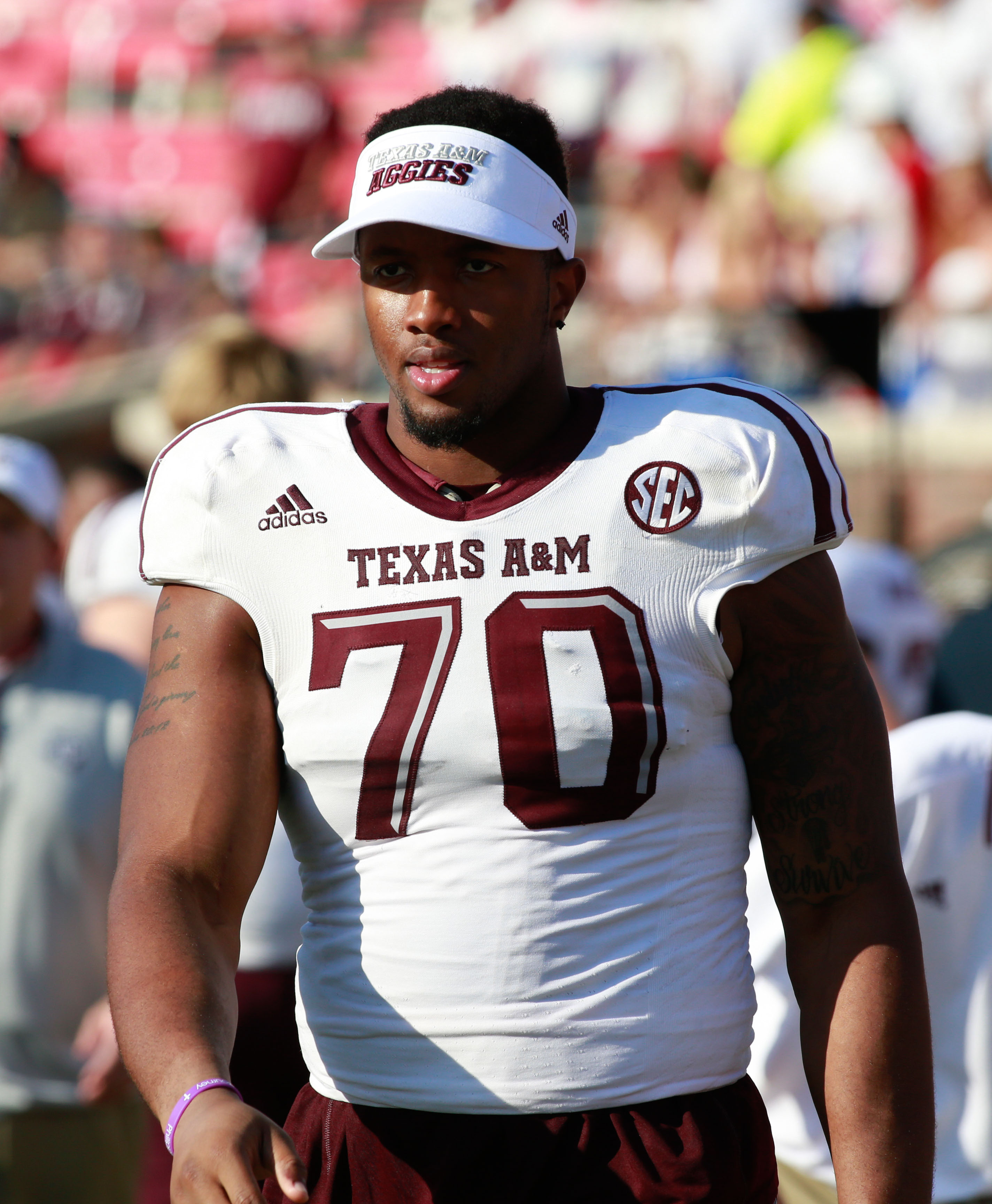 Former A&M OT, Bengals 1st-round pick signs with team