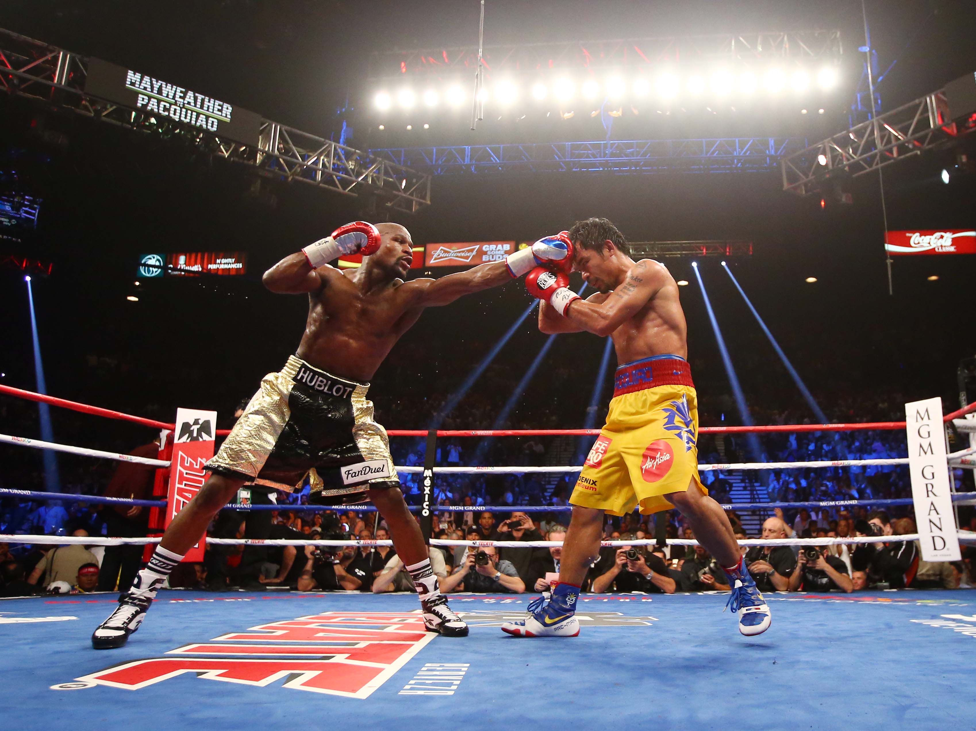 Mayweather defeats Pacquiao in unanimous decision | khou.com