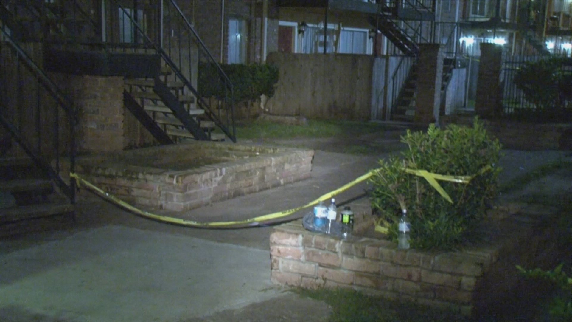 Man nearly beaten to death outside SW Houston apartments | khou.com
