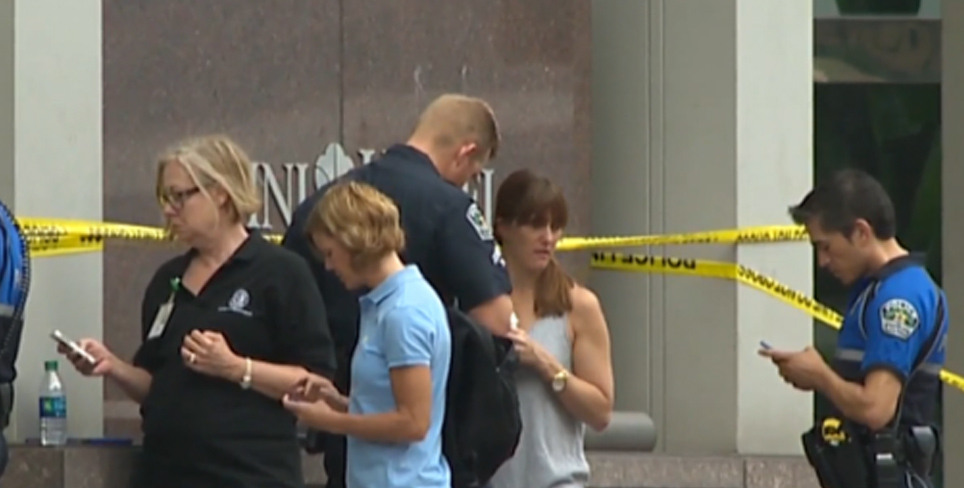 Austin hotel guests react after deadly shooting in lobby | khou.com