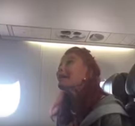 Woman kicked off flight for not putting dog in carrier | khou.com