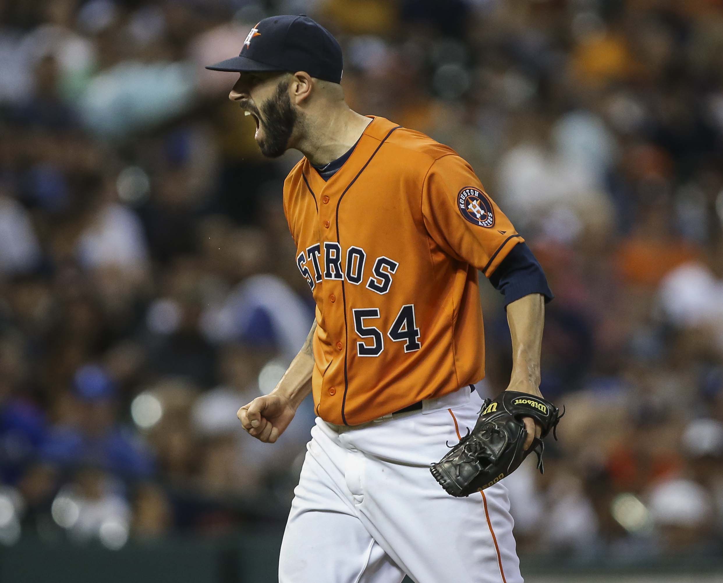 Astros' Mike Fiers tosses no-hitter against Dodgers