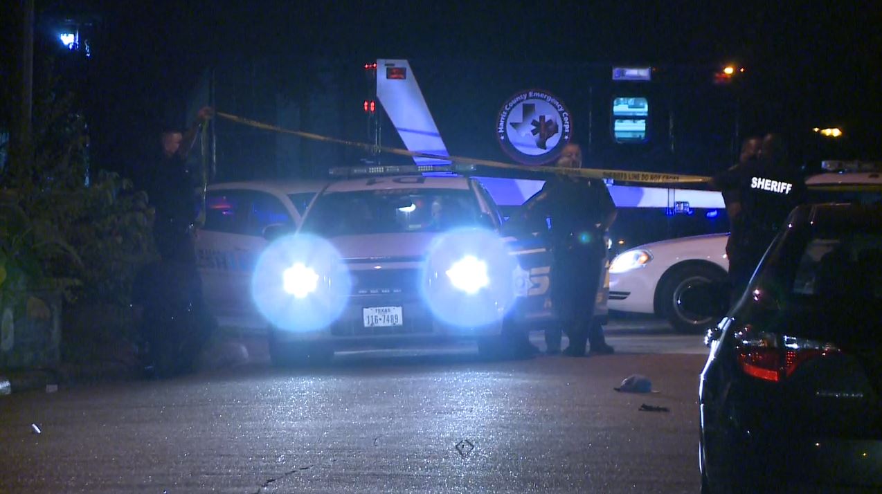 One dead, two injured in northwest Harris County shooting | khou.com
