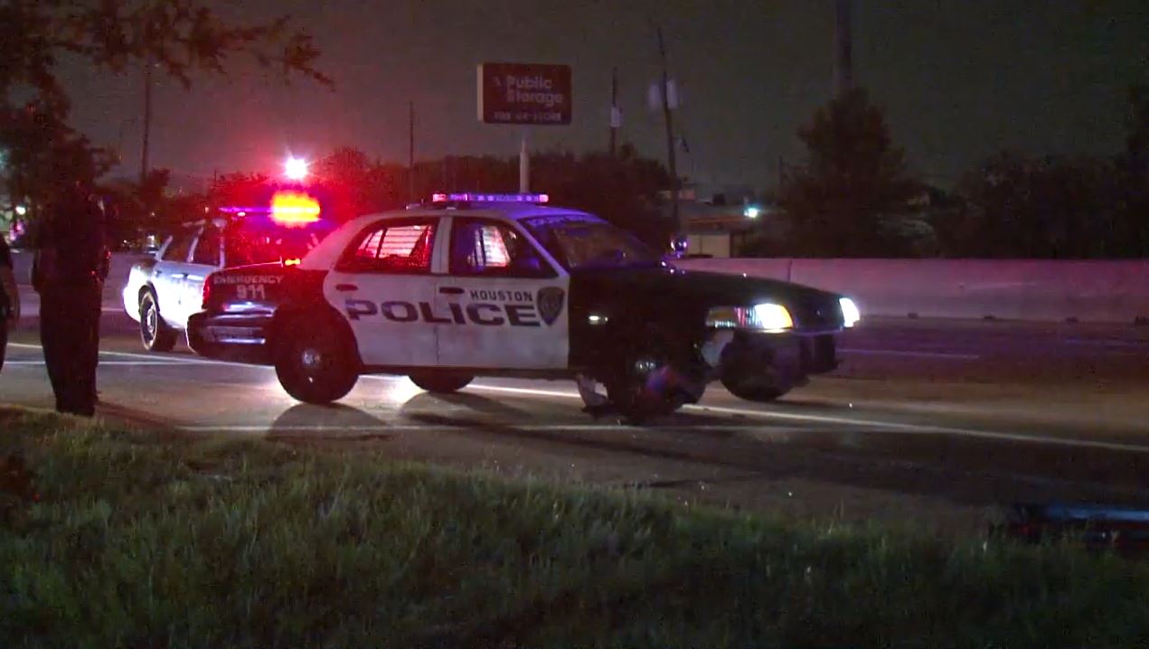 Driver gets away after hitting HPD patrol car during traffic stop ...