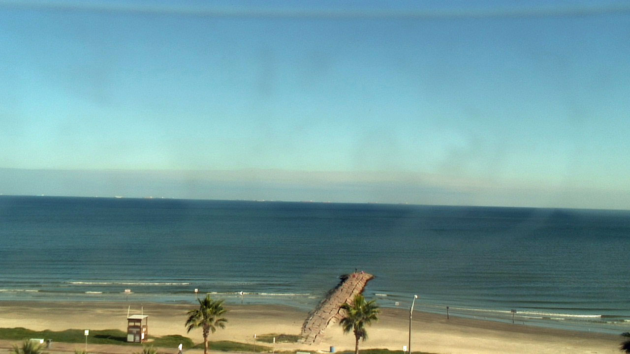Galveston completes $23M project, 15 blocks of sandy beach | khou.com