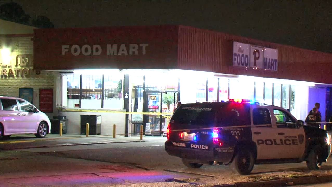 Store clerk shoots, kills one of two suspects during NW Houston robbery ...