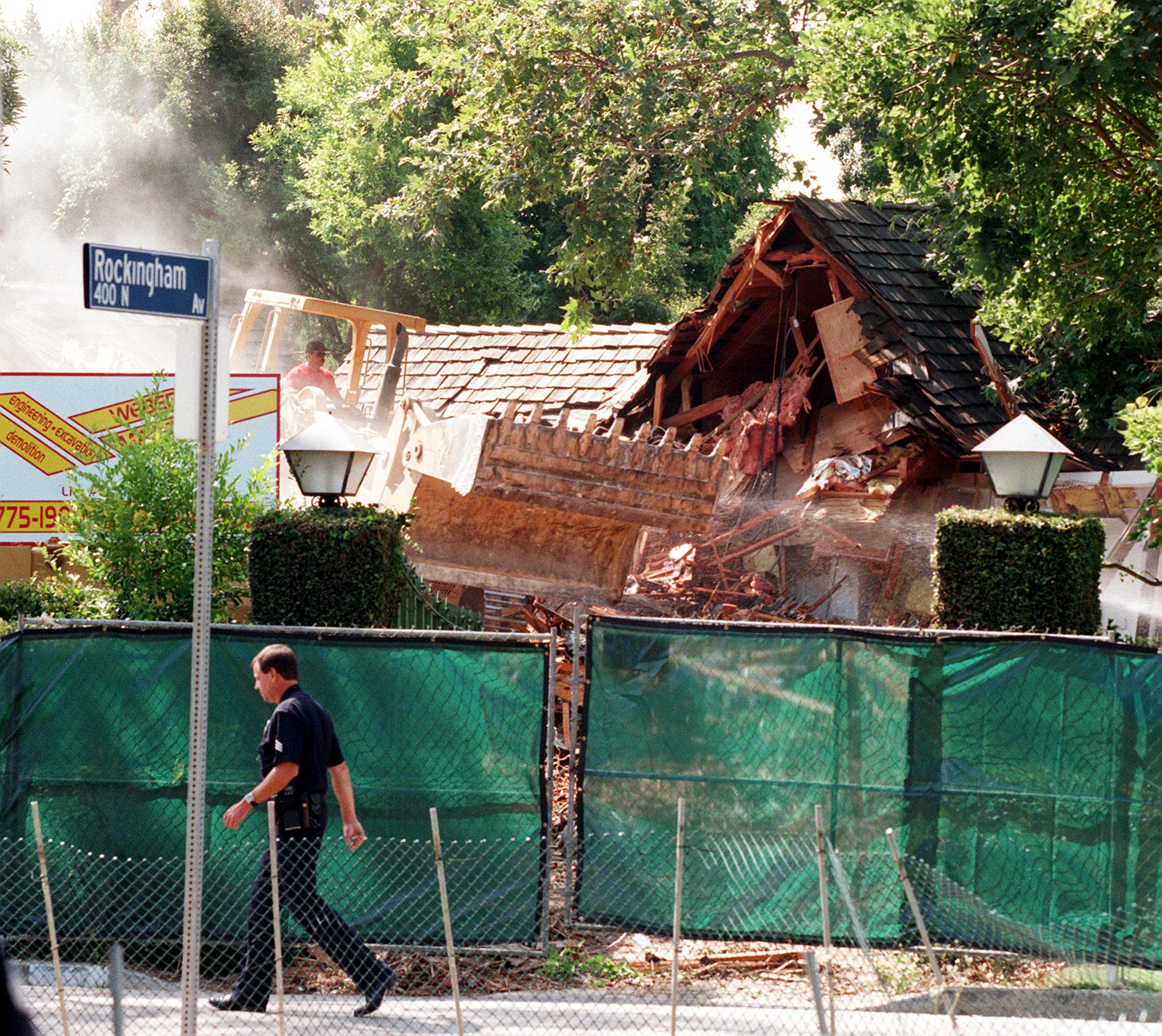 Knife found buried on OJ Simpson property being tested for evidence