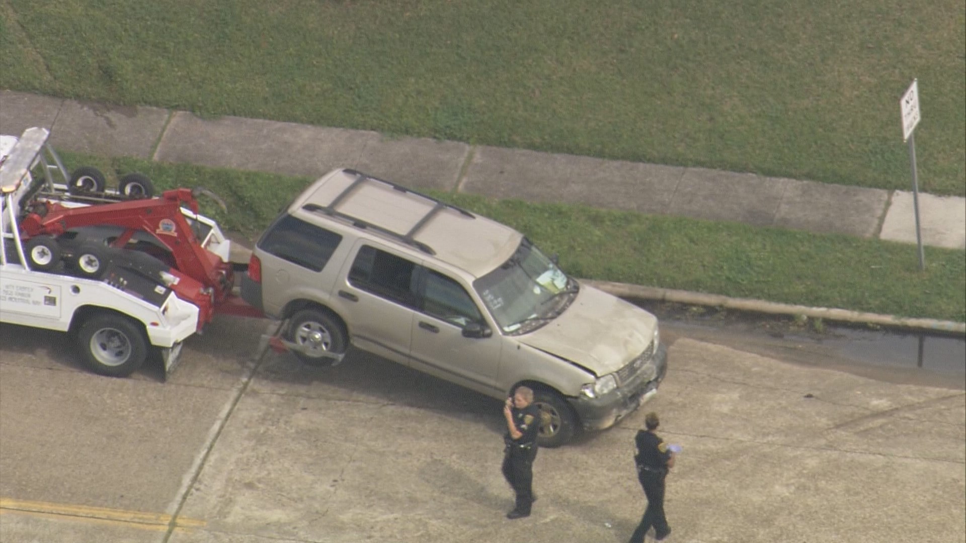 SUV crashes into E. Houston home | khou.com