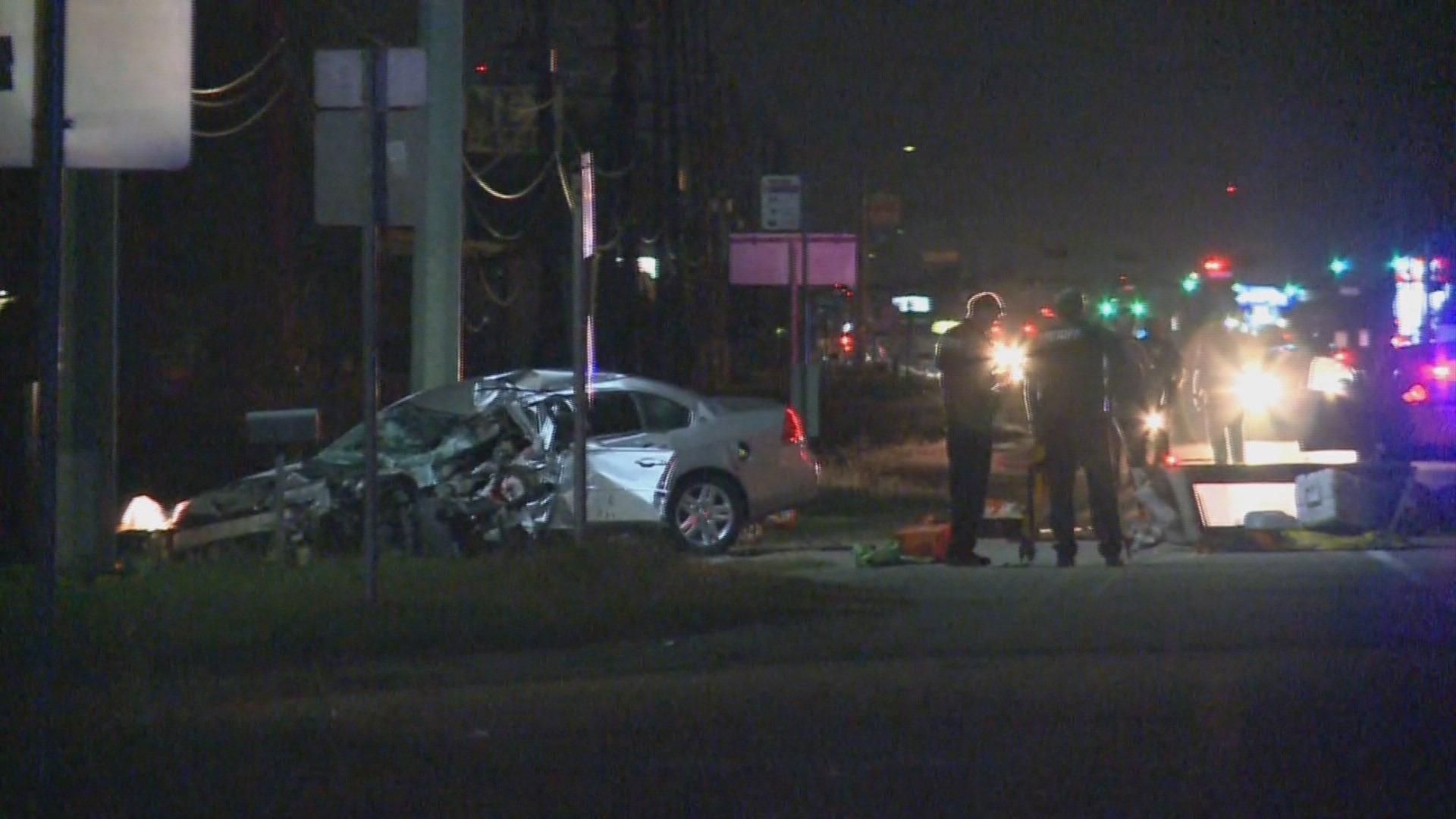 1 dead, 1 charged after crash on Highway 249 | khou.com