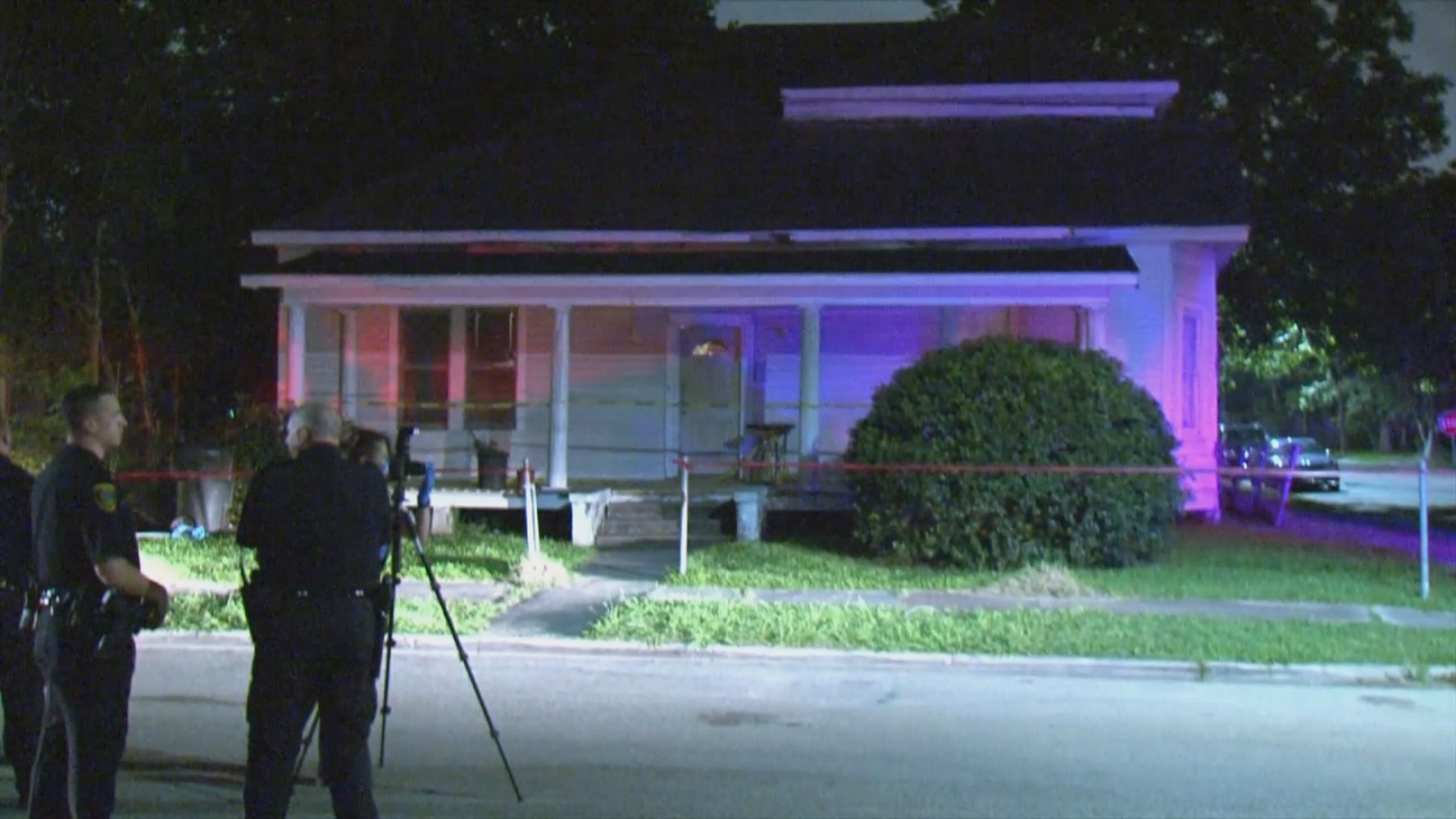 Man shot, killed during possible home invasion in NE Houston | khou.com