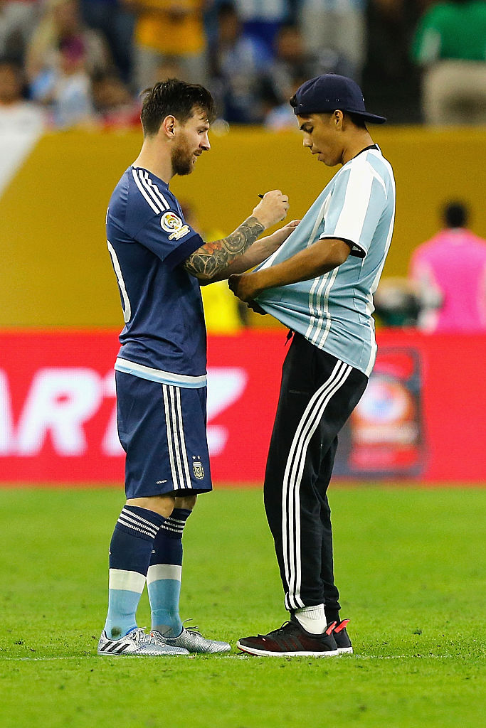 Messi fan banned from NRG for running onto field at Copa America game