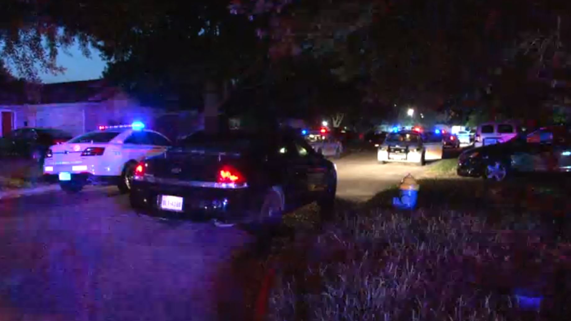 Man runs over, kills father in NW Harris County | khou.com