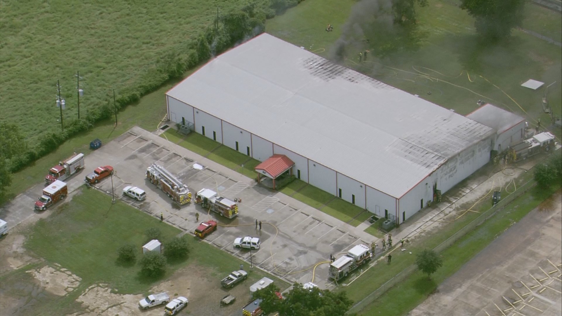 Fire burns through Sugar Land gymnasium
