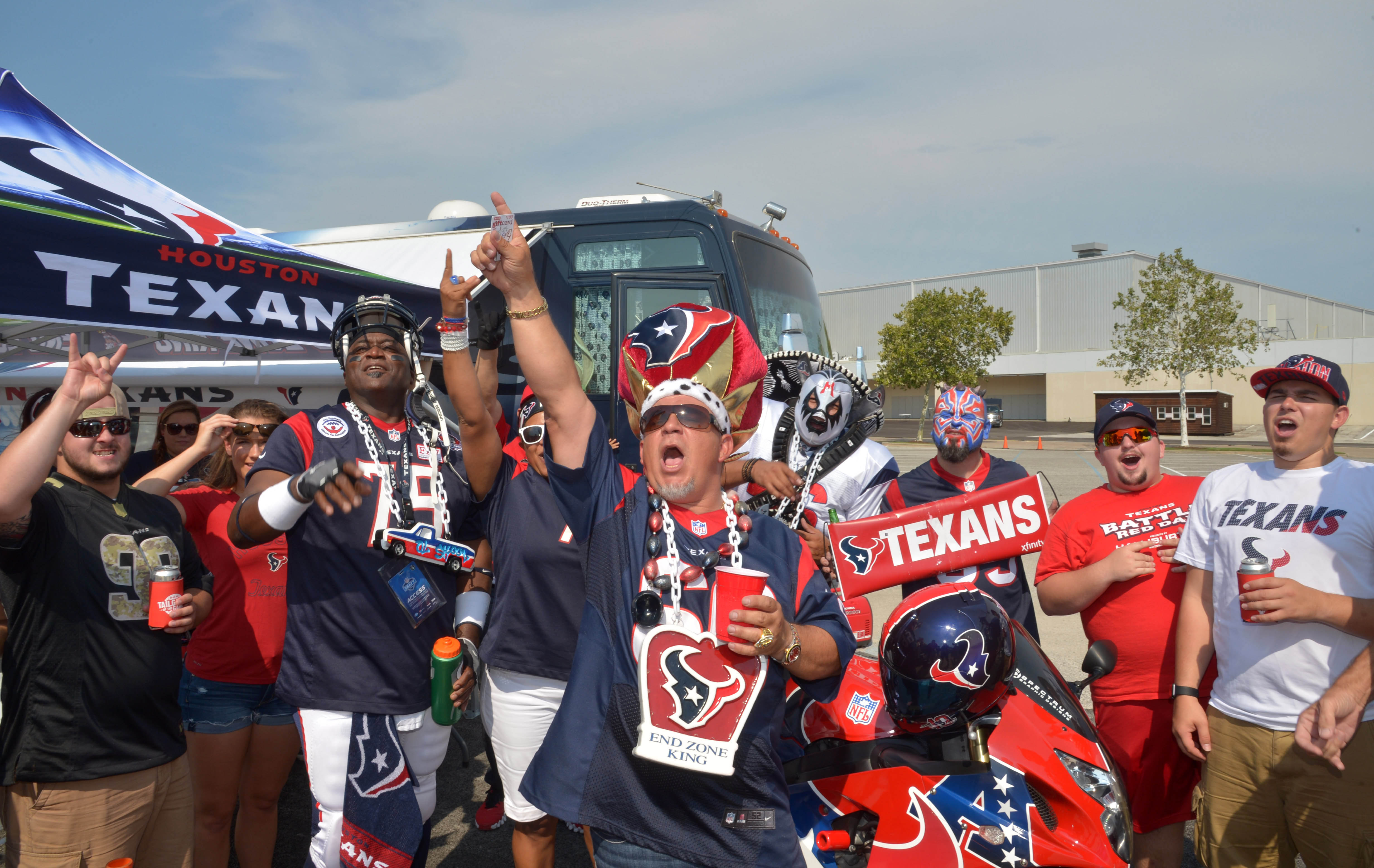 how to tailgate at texans game