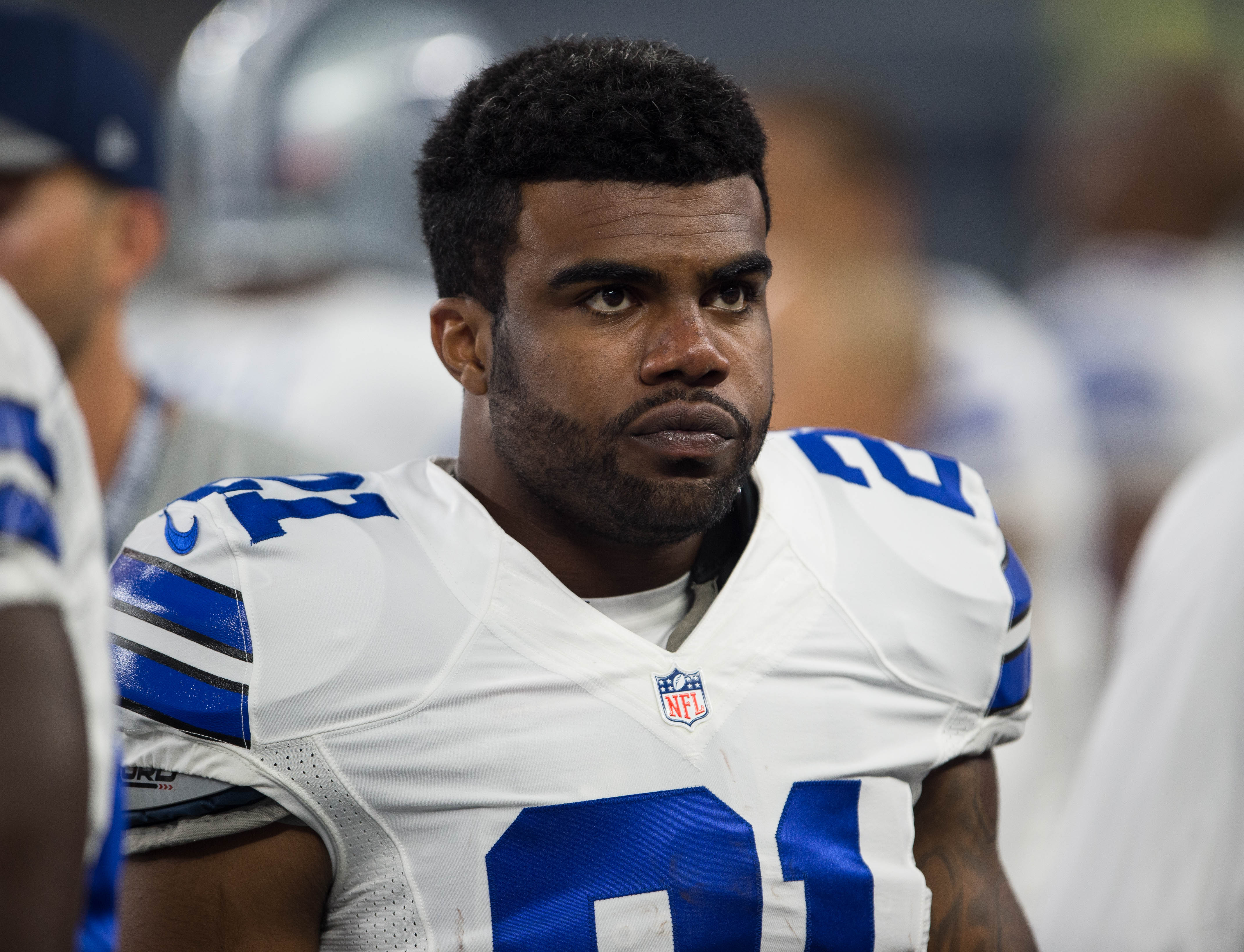 Cowboys RB Ezekiel Elliott, Accuser Had Violent Incidents, Prosecutor ...