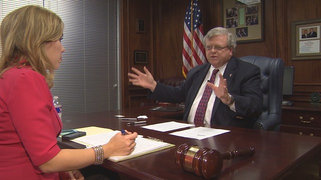 Texas senator files bill to crack down on teacher misconduct - KHOU.com