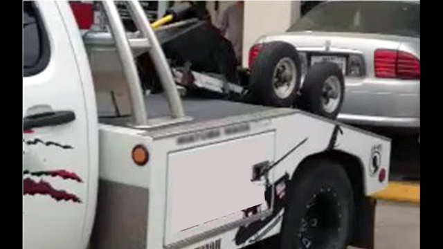Repo man pays off elderly couple's car