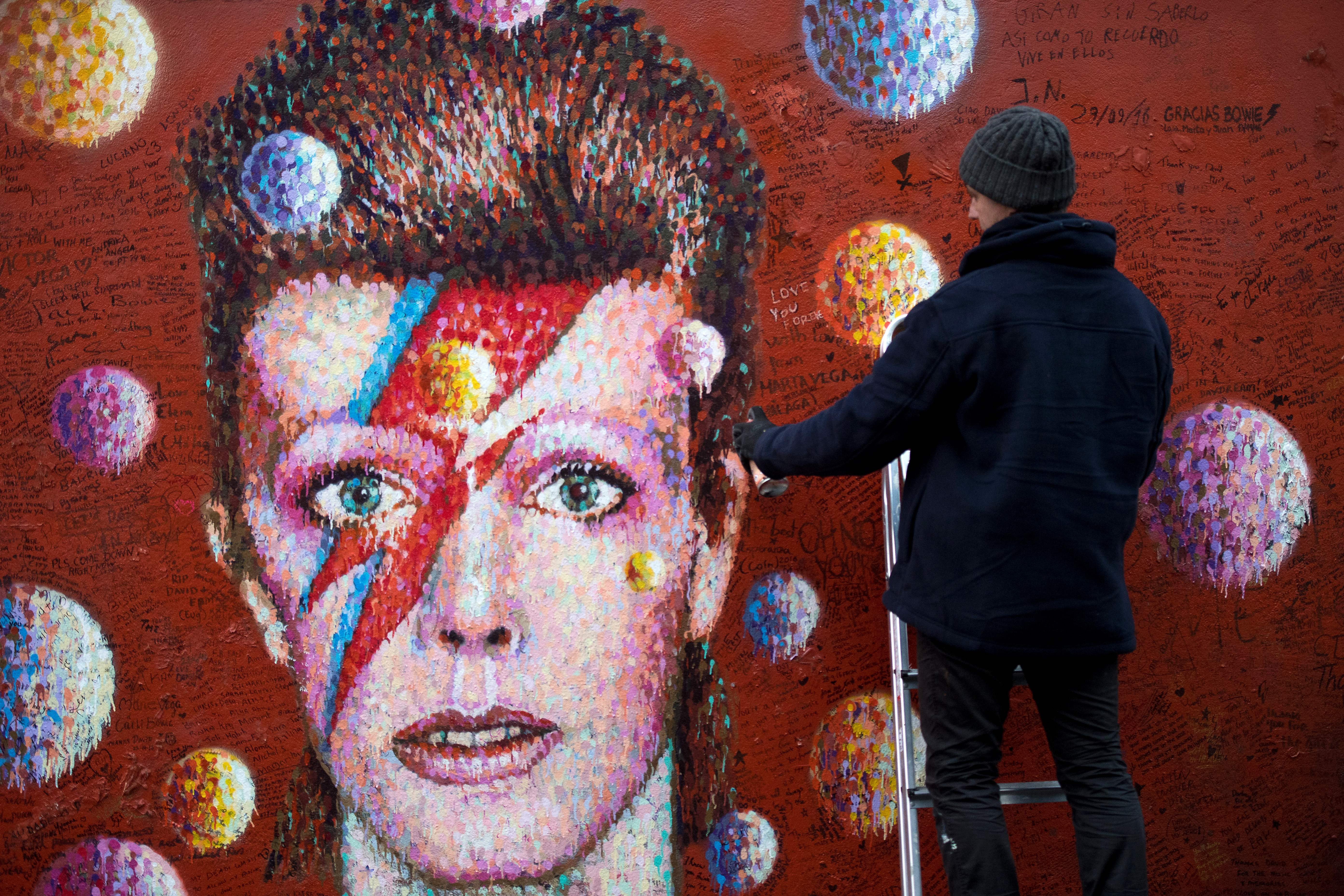 7 ways to remember David Bowie on the 1-year anniversary of his death ...
