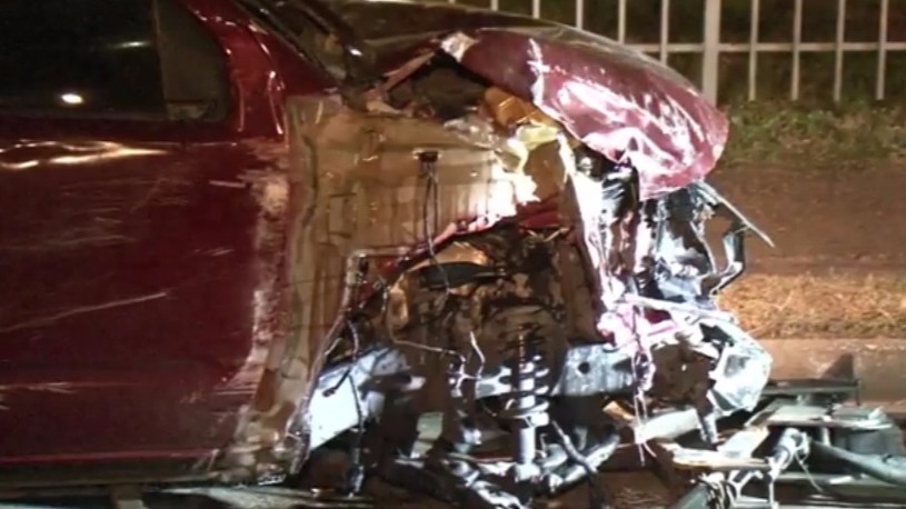 HPD: Drunk driver crashes into light pole in SW Houston | khou.com