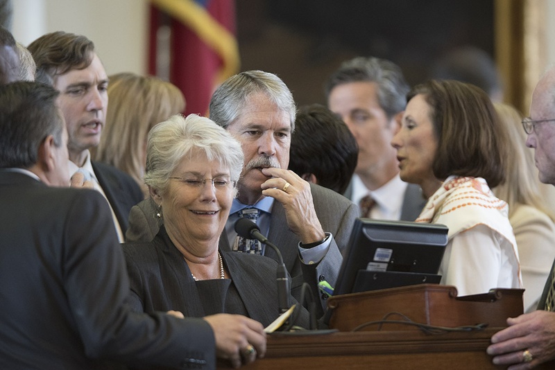 Texas Senate passes private school choice bill | khou.com