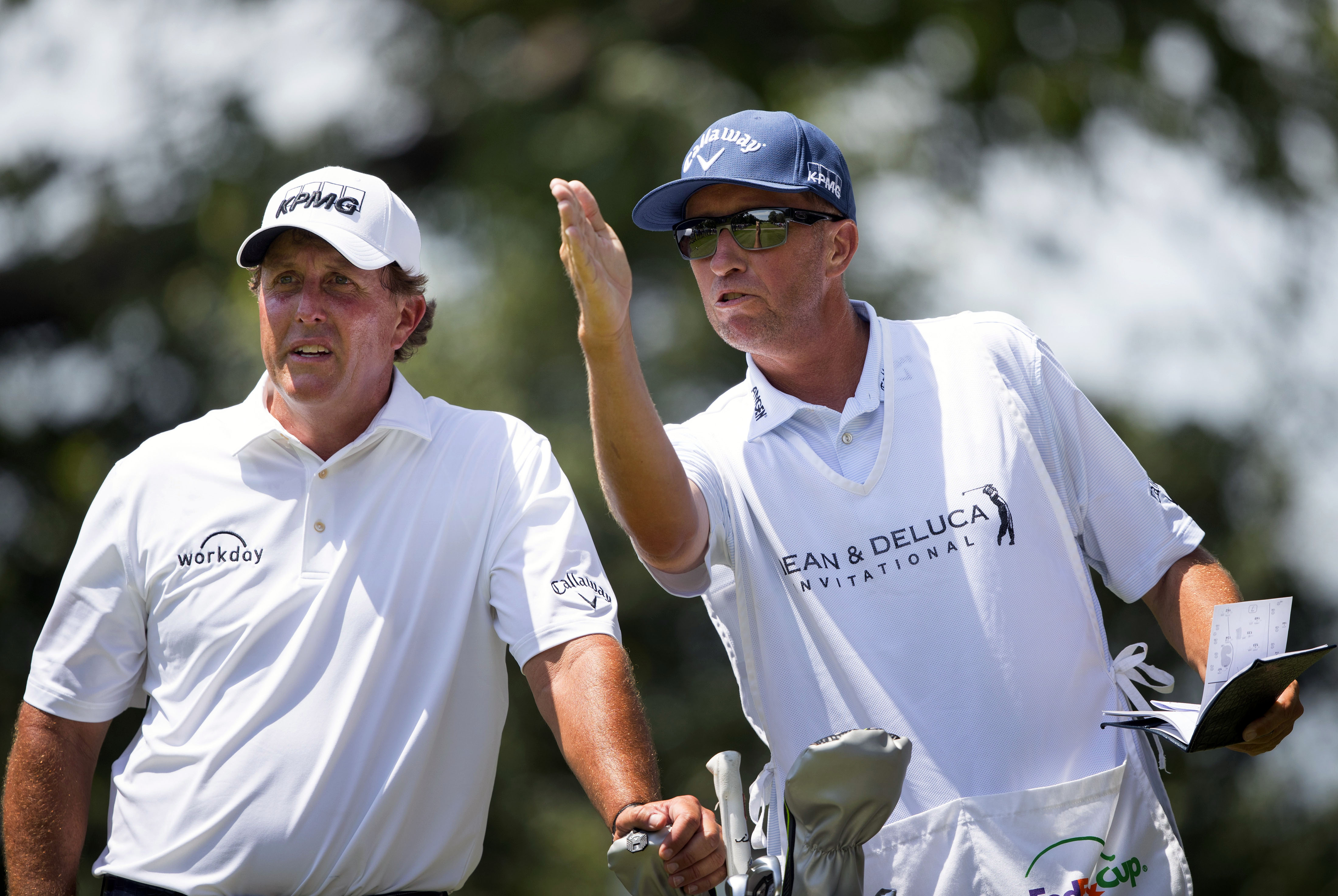Phil Mickelson parting ways with caddie Jim 'Bones' Mackay after 25