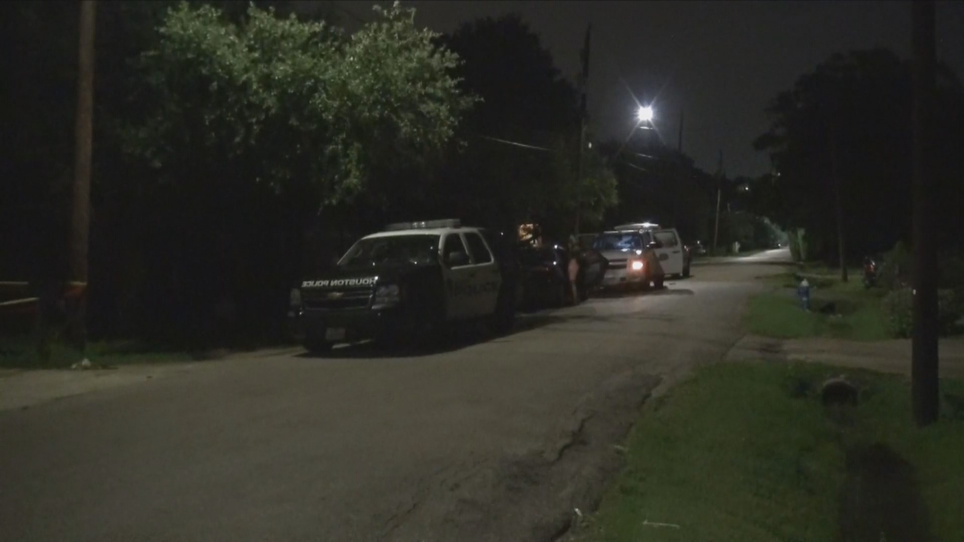HPD: Teen fighting for his life after being shot in the head | khou.com