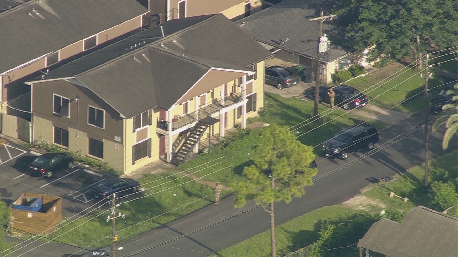 Suspect in custody after SWAT standoff in SE Houston