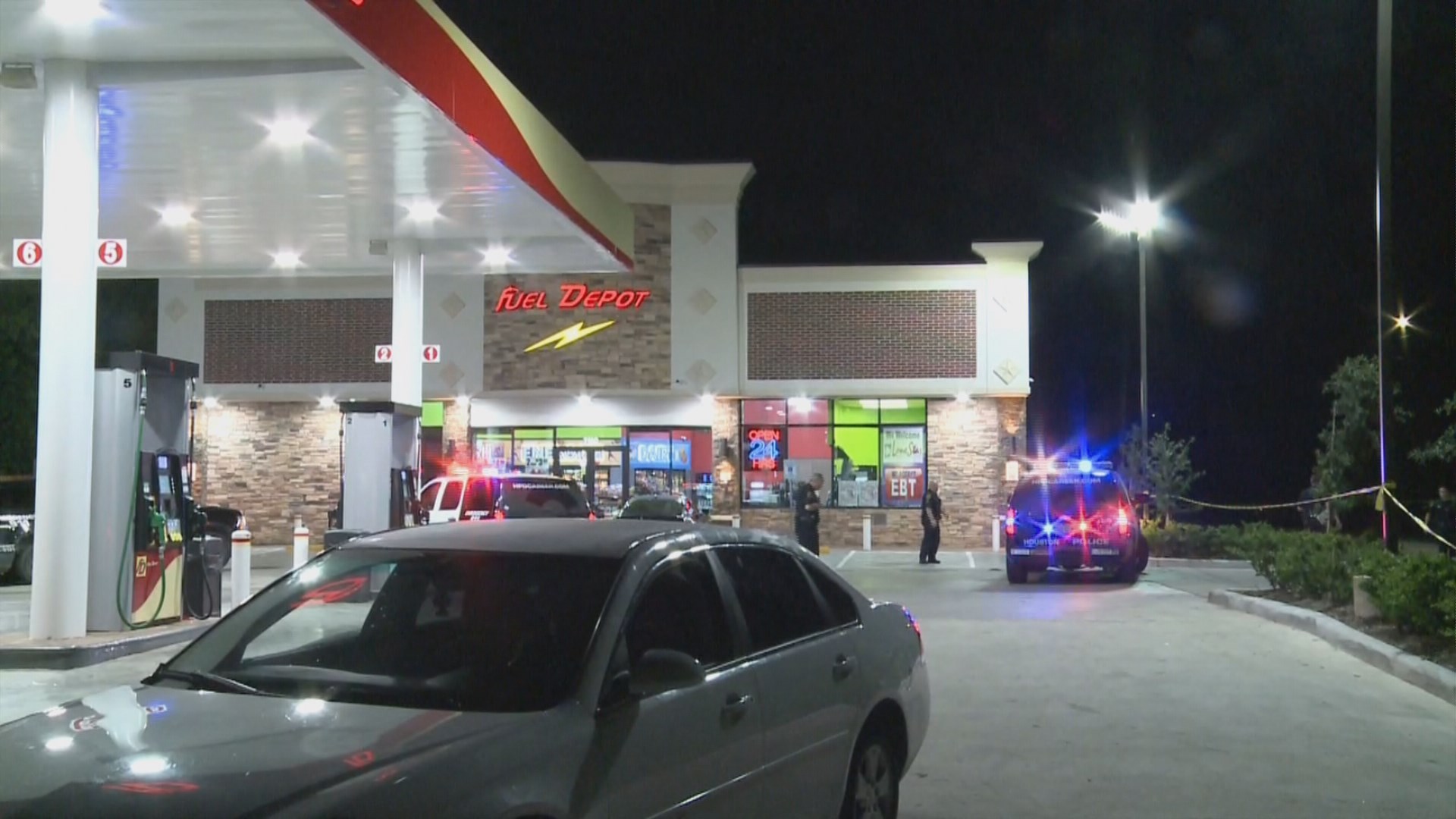 Man shot several times at gas station in south Houston | khou.com