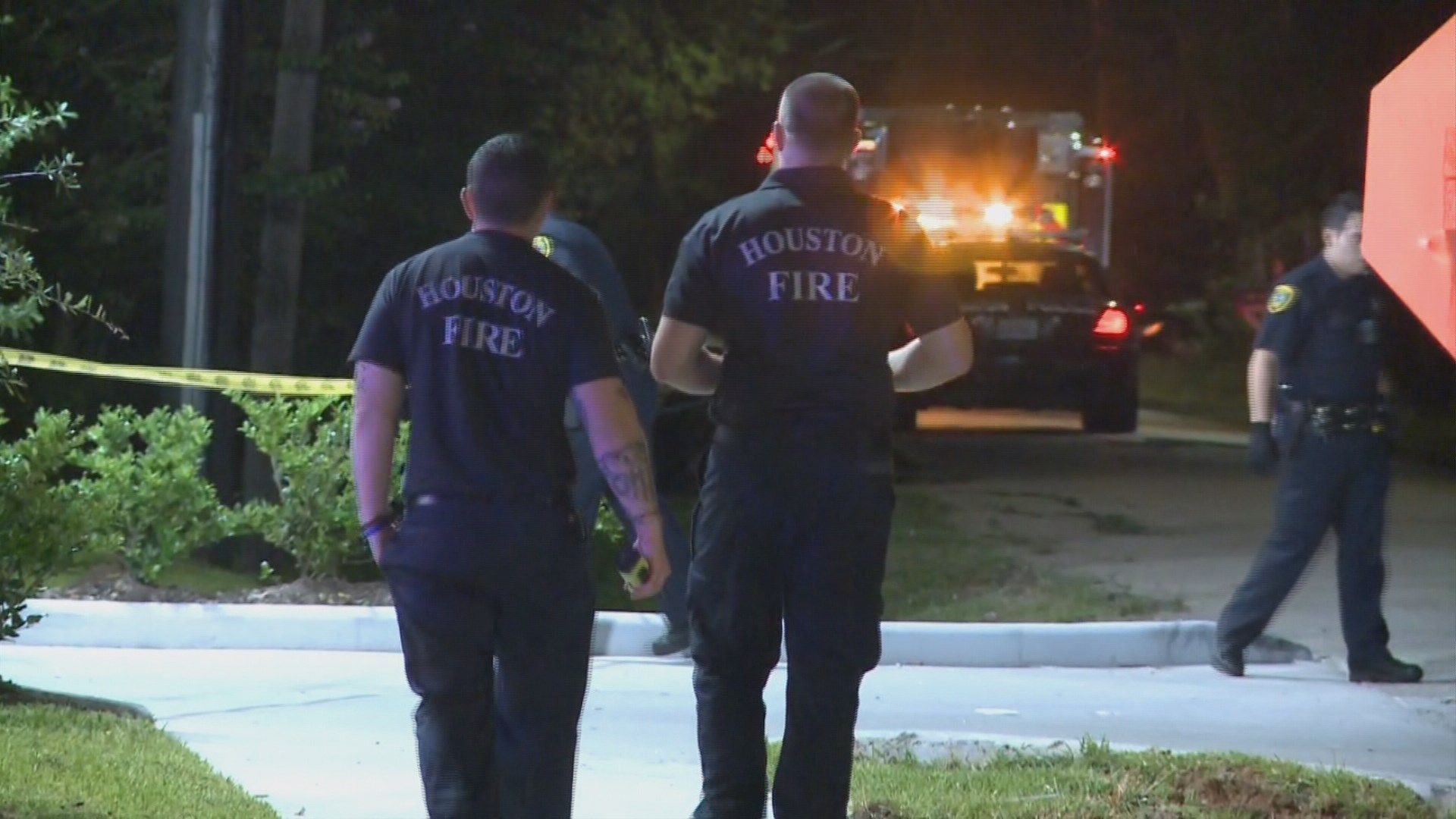 Man shot several times at gas station in south Houston | khou.com