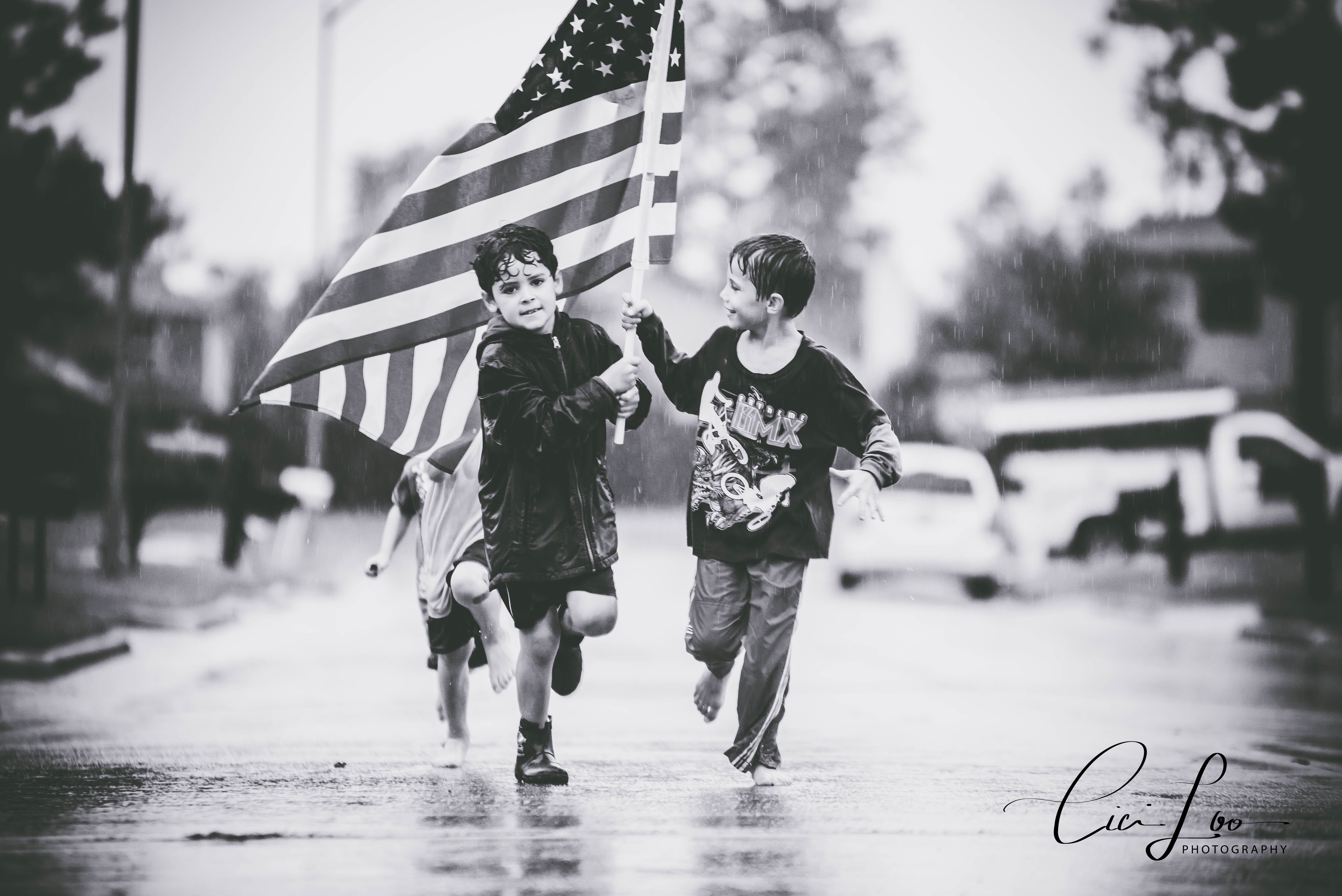 The story behind this heartwarming Hurricane Harvey photo | kvue.com