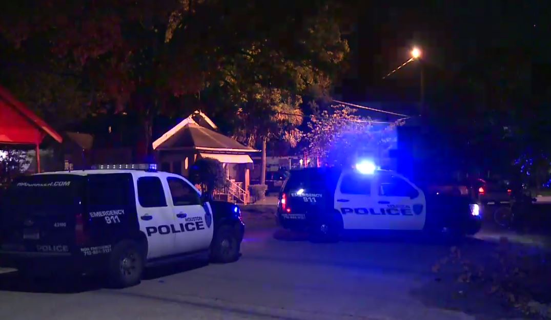 HPD: Woman Shoots Boyfriend In 'domestic Situation' | Khou.com