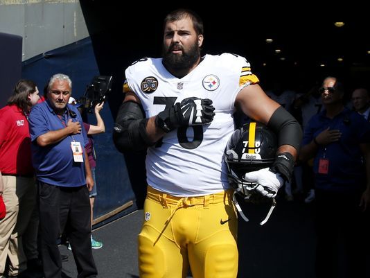 Steelers' Alejandro Villanueva: I threw my teammates under the bus  unintentionally - CBS News