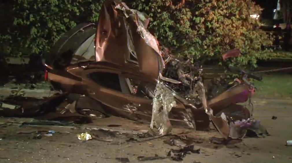 Driver thrown from violent, deadly crash in NW Houston | khou.com