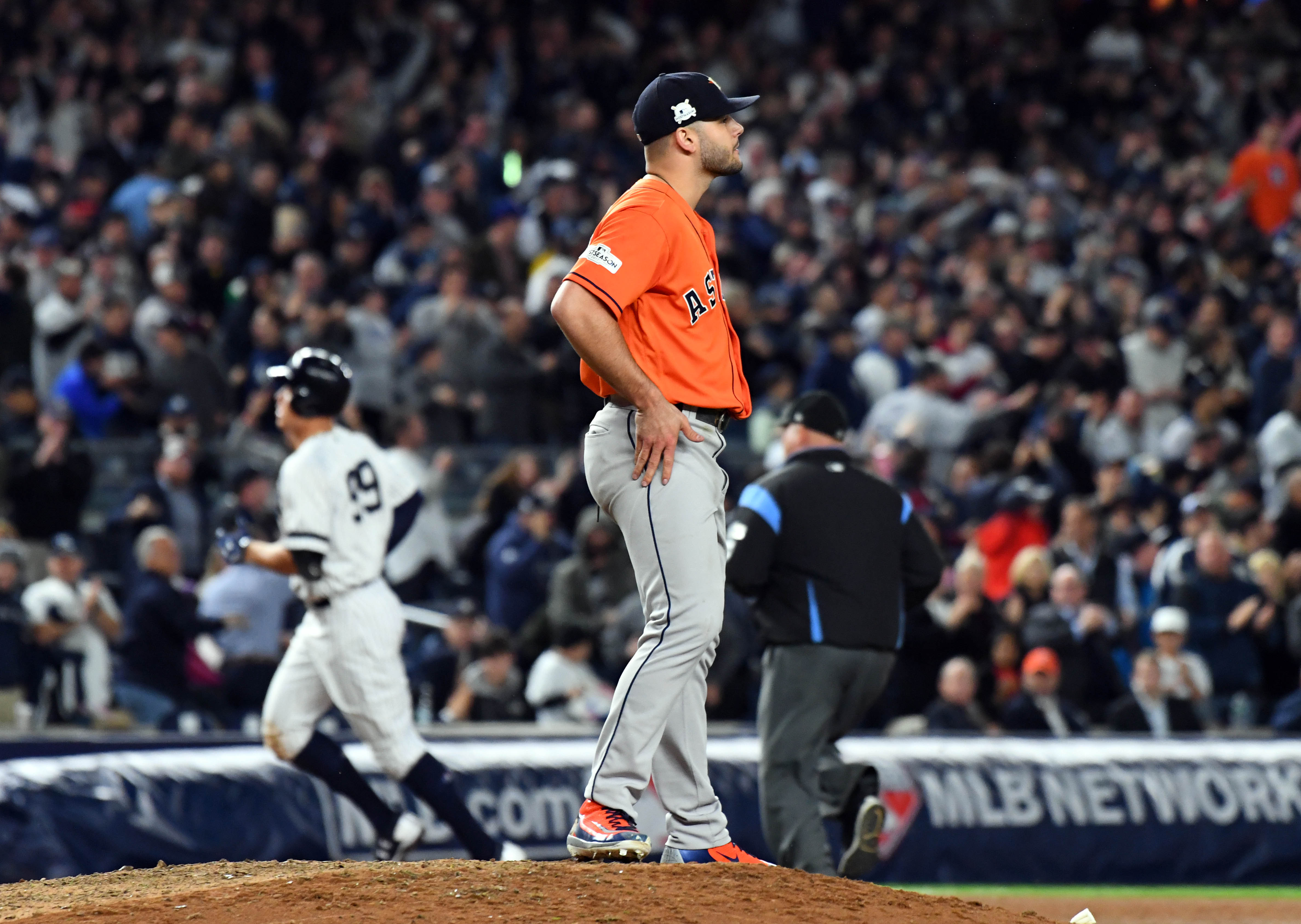 Dallas Keuchel, Astros look like playoff vets in eliminating Yankees