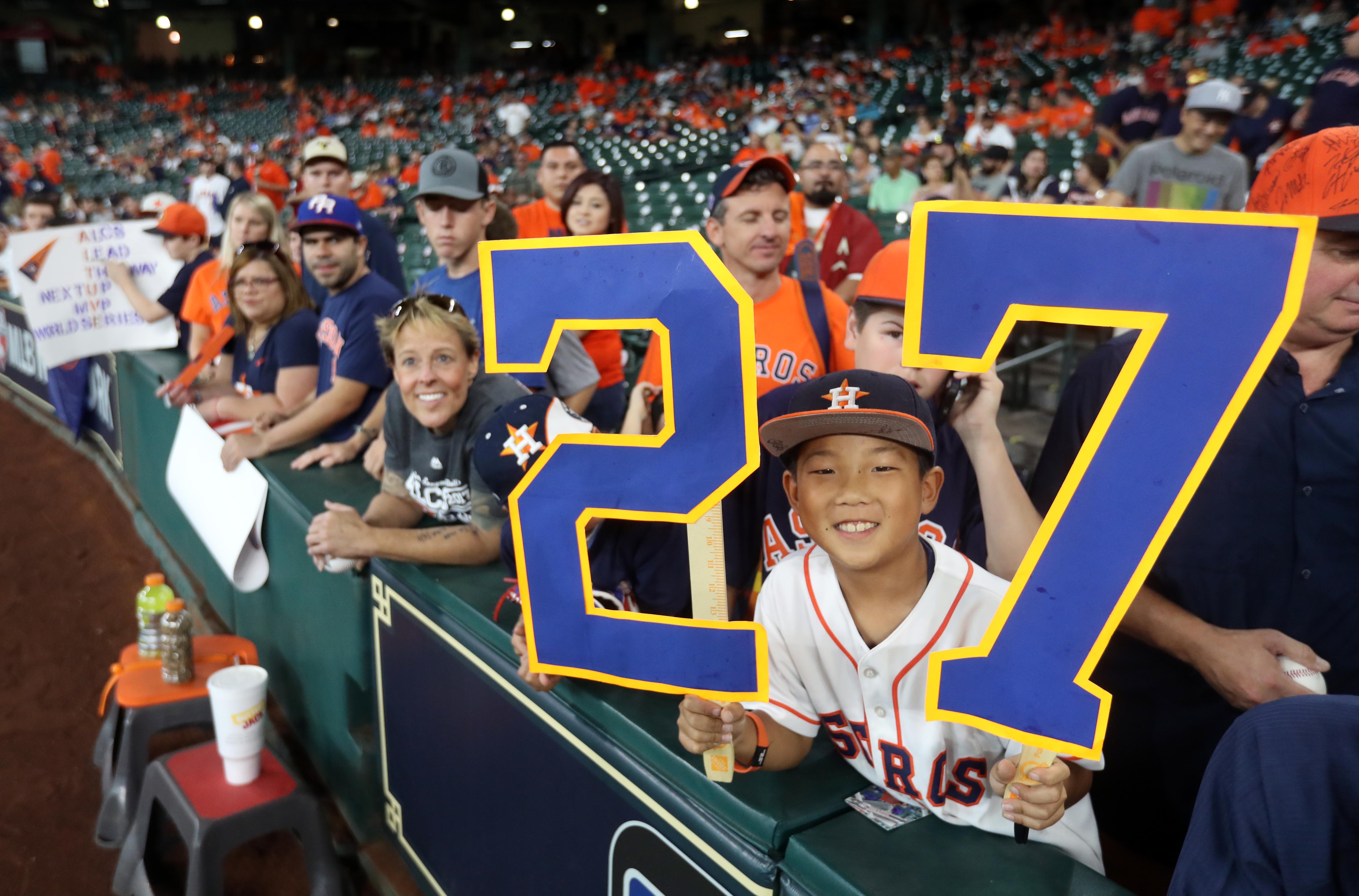 Astros fans at Game 6 of the ALCS against the Yankees