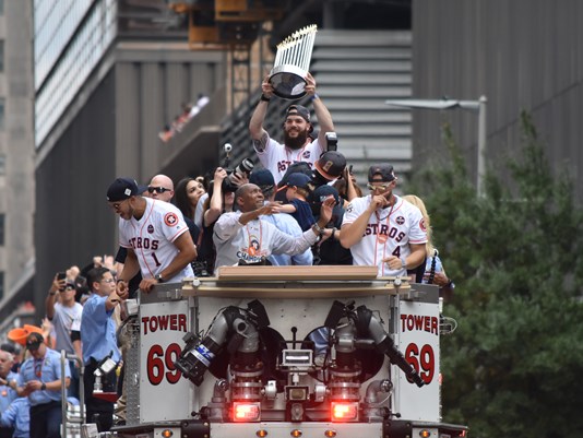 Houston Astros players get World Series victory parade at Walt Disney World  