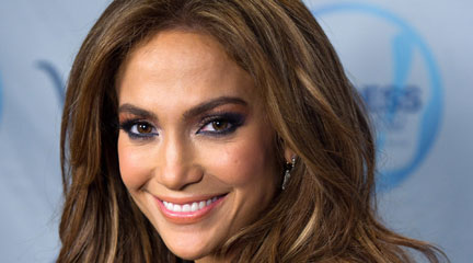 Jennifer Lopez named People’s most beautiful woman | khou.com