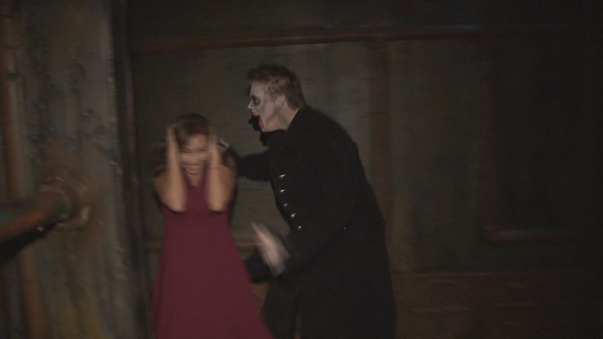 Boo! Houston's haunted houses open for 2014 season | khou.com