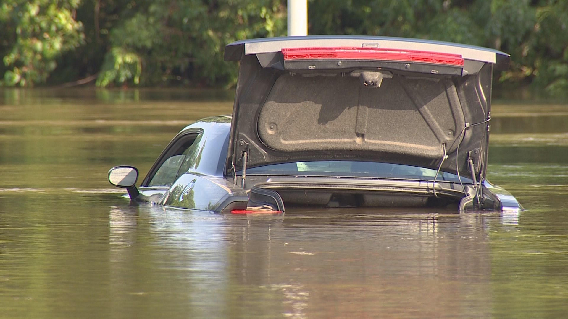 How to spot a flood-damaged car | khou.com