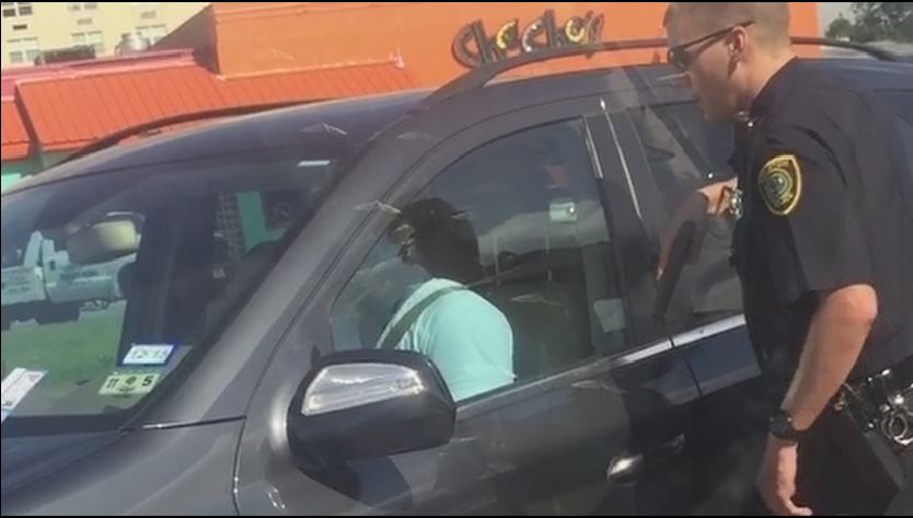 Caught on camera: Police chase down bank robbery suspect | khou.com