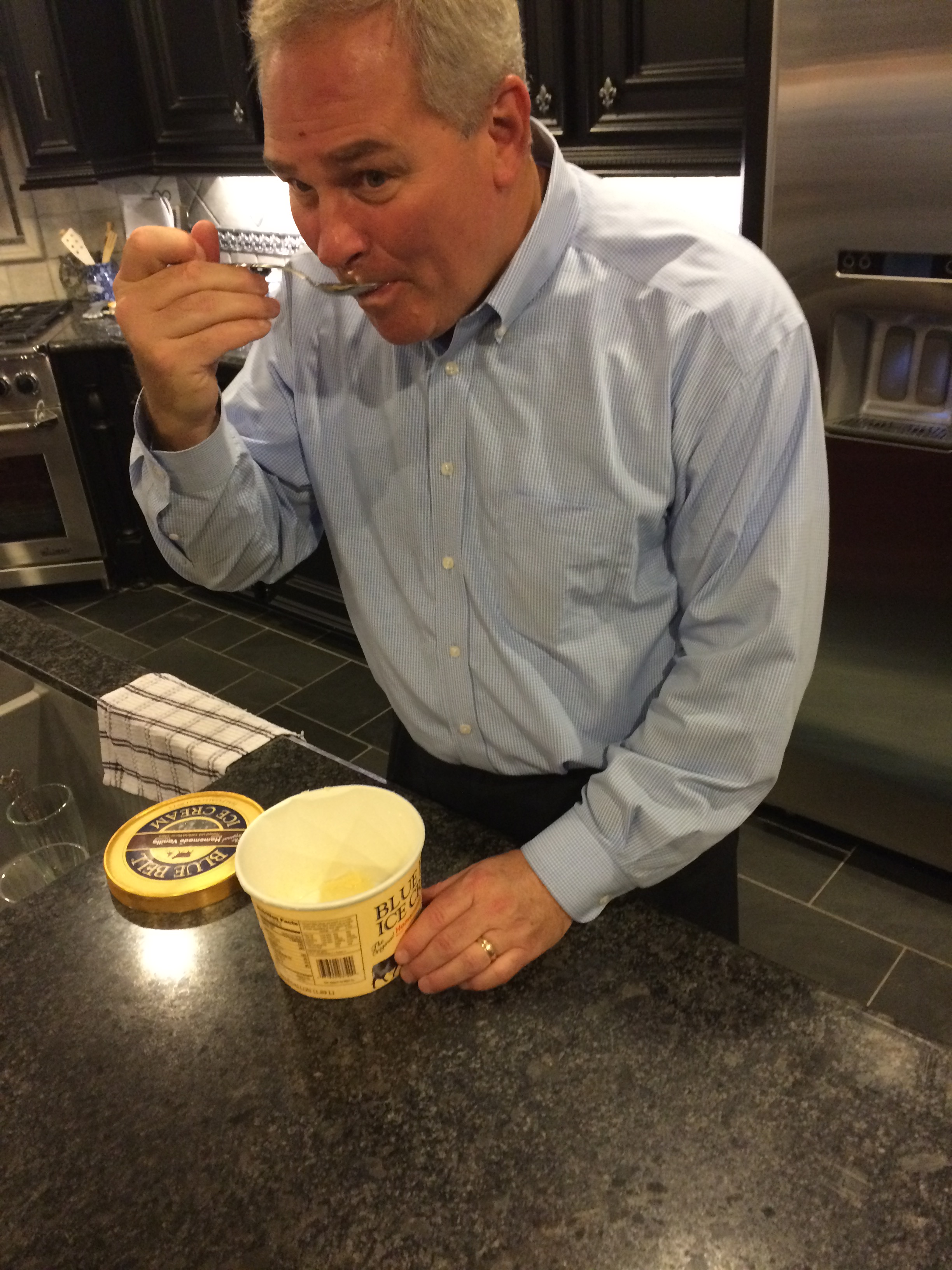 Die-hard Blue Bell fans not shying away from listeria concerns | khou.com